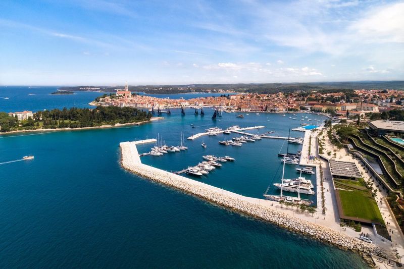 Direct Contact with Marinas